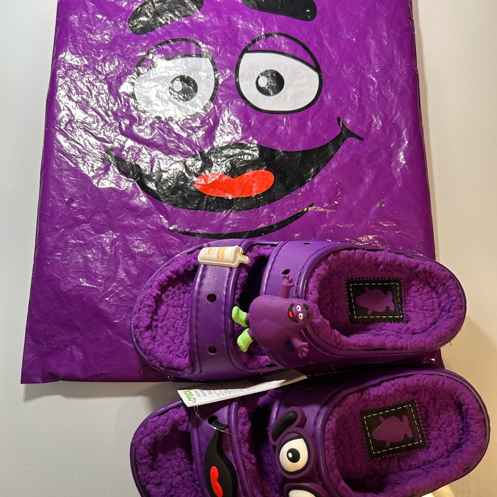 CROCS Purple Plush-Lined Sandals with Character Jibbitz - Picture 3 of 4